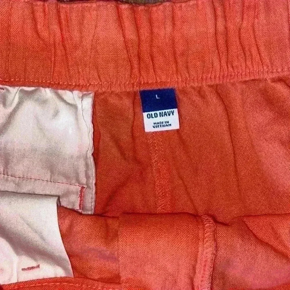 Women’s Old Navy Bermudan shorts size large - Picture 2 of 4